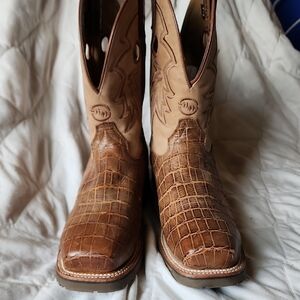 Brown Crocodile Pattern Cowboy Boots